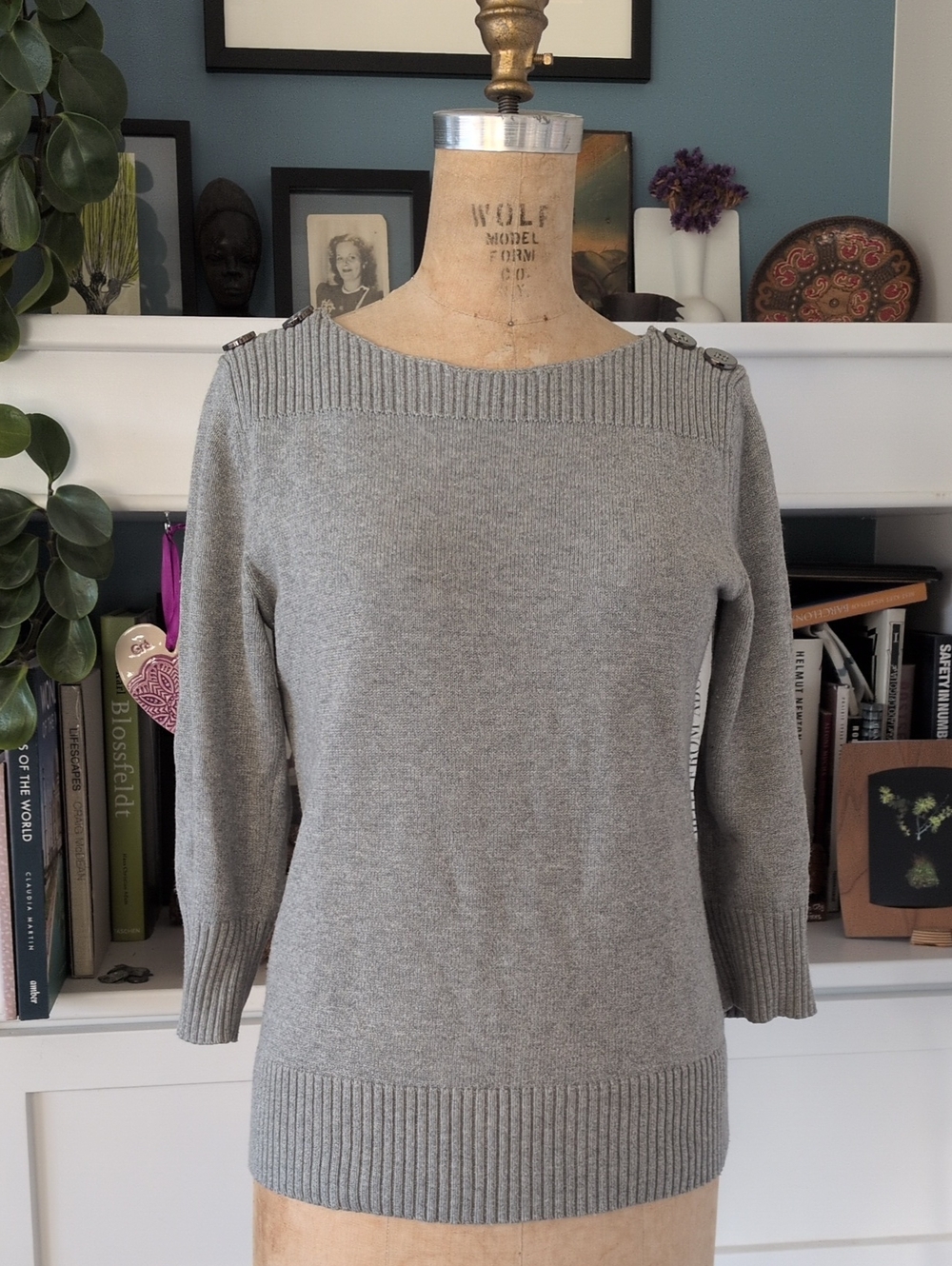 Jones New York Classic Rib-Trim Women's Sweater in Gray